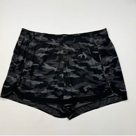 Athletic printed mesh eraser run short 4 inch - Picture 4 of 6